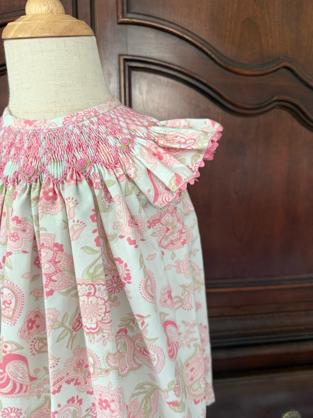 Shrimp & Grits Pink Floral Smocked Bishop Dress 12M Boutique Easter Spring - Picture 3 of 8
